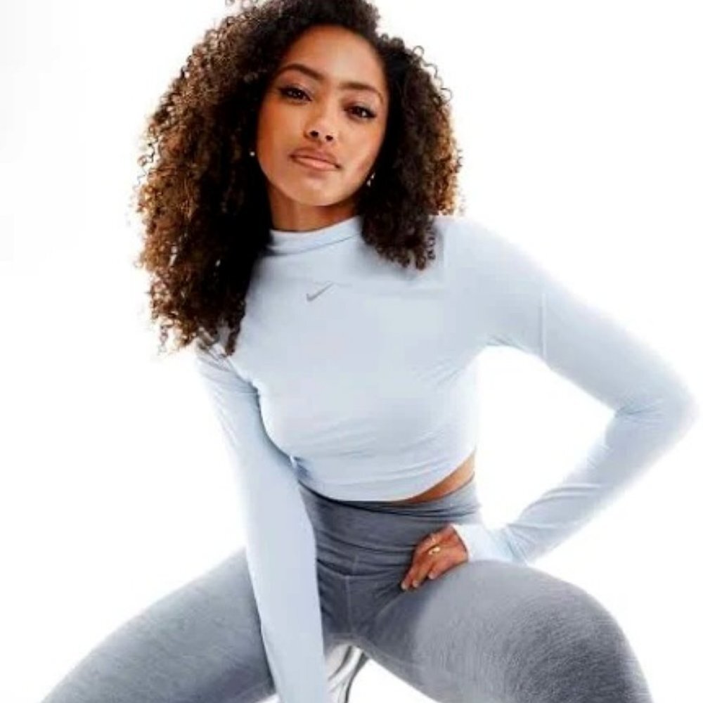 NWT NIKE Dri-Fit Tight-Fit Luxe Essential Training Top LS Cropped Blue XL